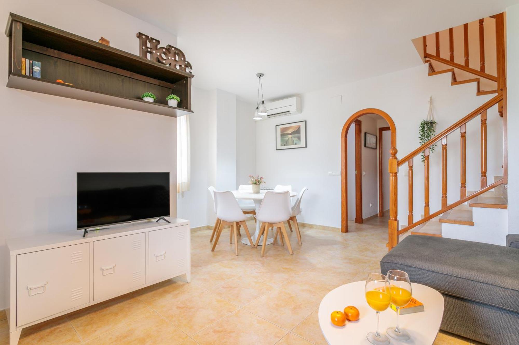 Montefaro Spacious Townhouse - Beach & Pool Santa Pola Buitenkant foto